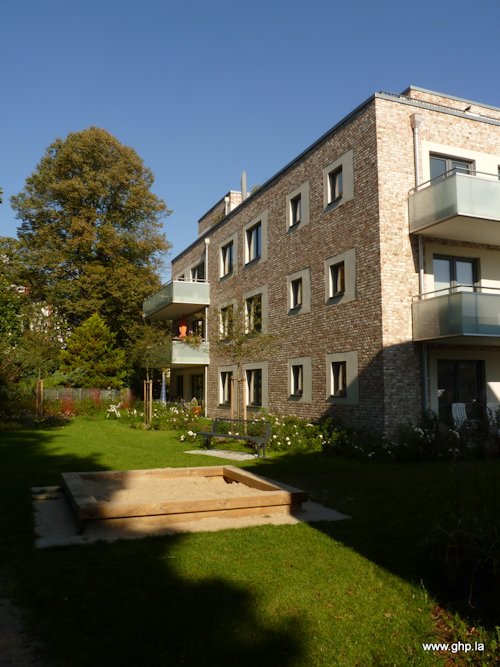 BLD_3925_02.jpg